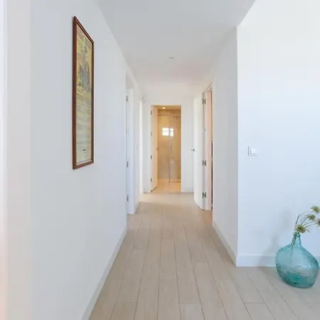Villa Lovely With Uninterrupted Sea View Fuengirola